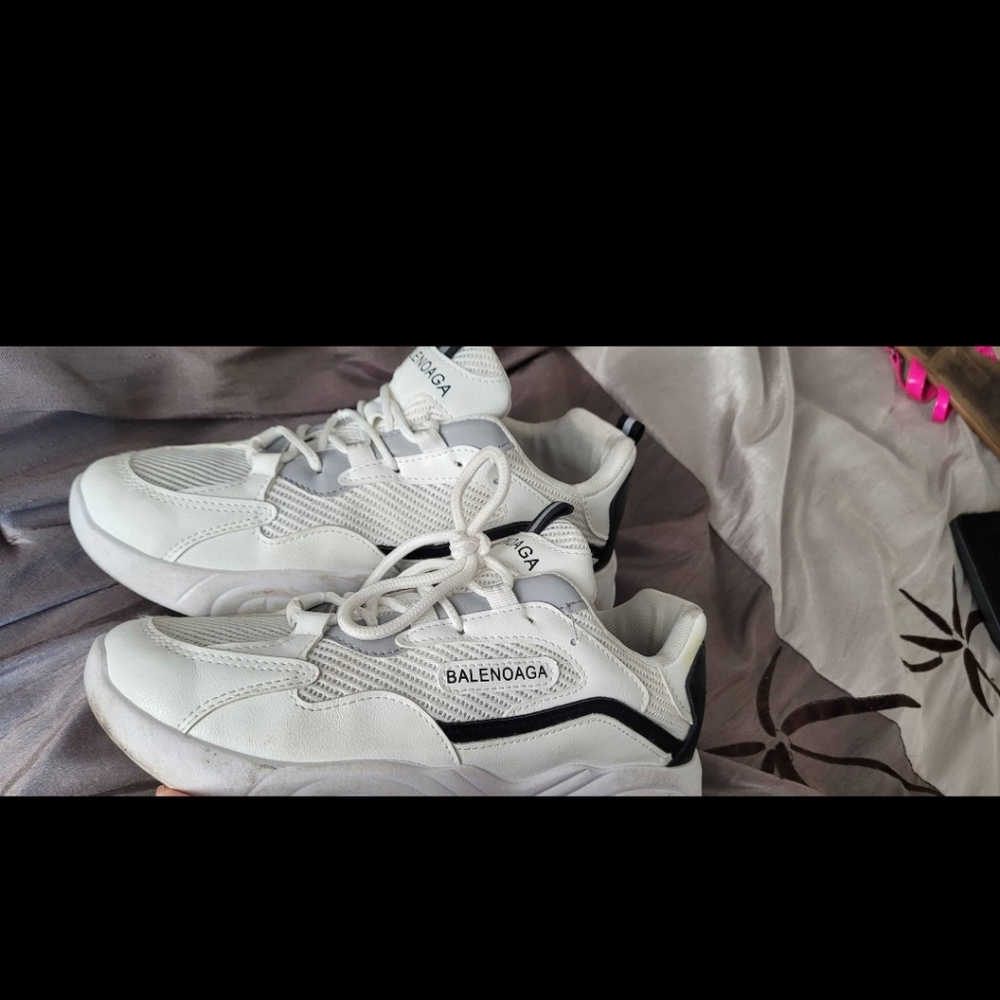 Running shoes - Picture 5 of 7